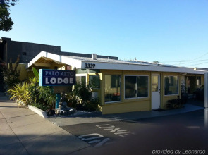 Palo Alto Lodge