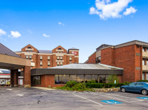 Best Western Plus Portsmouth Hotel & Suites