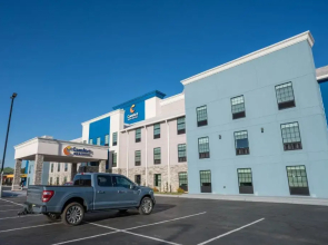 Comfort Inn & Suites