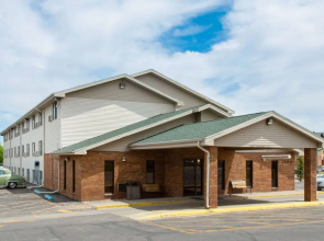 Super 8 Cheyenne WY