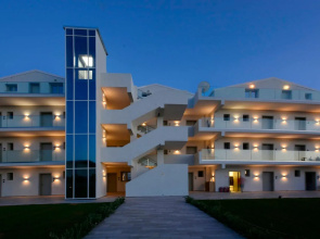V Luxury Suites