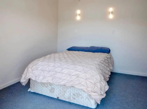 The Bellbird's Nest - Takamatua Holiday Home
