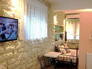 Stone Studio in Nature with view to Corfu town!