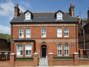 28 Castle Crescent By Esa