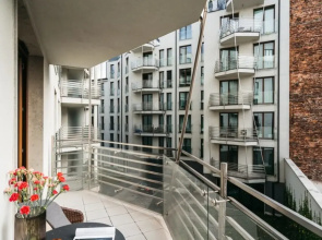 Modern Beautifully Furnished Apartment Next to Wawel Castle Breakfast