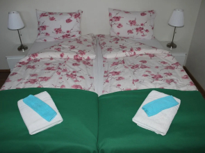 Skammidalur Guesthouse