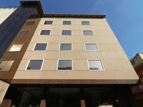 M Suites by OYO Rooms