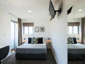 Phaedrus Living Luxury Suite Nicosia 510