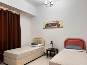 ONE Comfortable 2BR Apartment near Airport