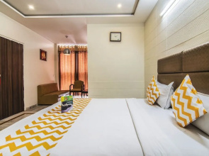 FabHotel Golden Days Club