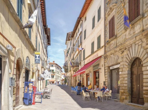 Beautiful Apartment in Monte San Savino With 2 Bedrooms and Wifi