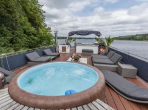 Hausboot DeLuxe