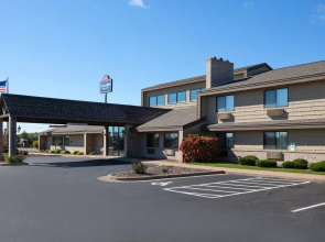 AmericInn by Wyndham Eau Claire
