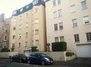 456js Edinburgh Self-Catering Apartment