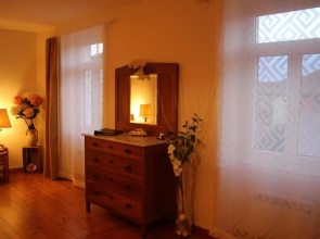 1912 - Apartment - old town