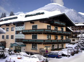 Bike-Hotel Heli's B&B