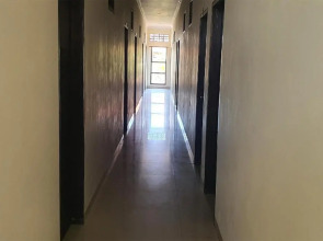 OYO 4012 Ari Beach Inn