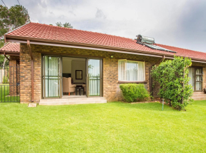 LeoZet Self catering apartment