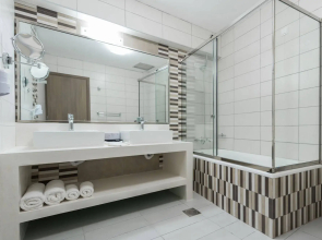 Sea View Village - Studios & Apartments
