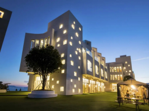 Laterrace Cove Suite