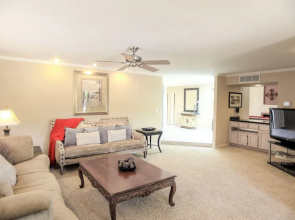 Avalon - 4 Bedroom Home - Scottsdale