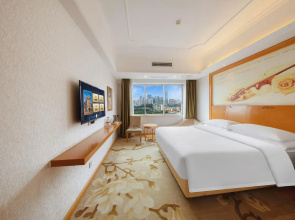 Out Sky Hotel