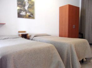 Studio in Sorrento, with Wonderful Sea View, Furnished Garden And Wifi - 1 Km From the Beach