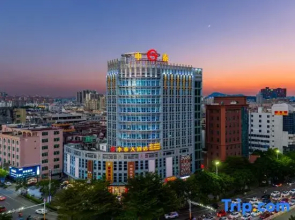 Yangjiang Zhongtai Hotel (Guangtai Mojiang Road)