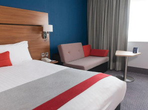 Holiday Inn Express Birmingham Star City by IHG