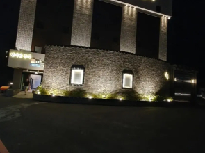 Pocheon Maru Hotel