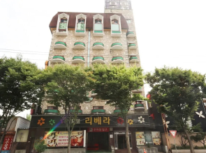 Gwangju Rivera