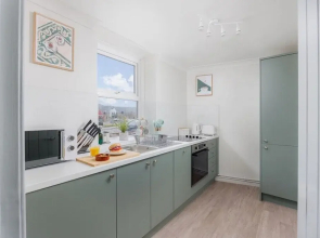 Luxury Ground Floor 2 bed Apartment