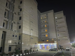 AA Hotel & Suites
