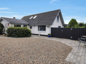 "Aliza" - 300m to the inlet in The Liim Fiord