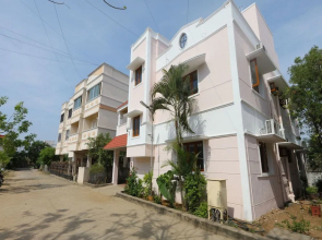 OYO 14091 Surabhi House Stays and Resorts