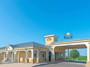 Days Inn & Suites Osceola AR