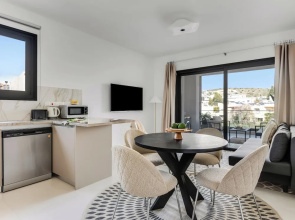 Sanders Triple Limassol