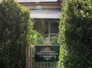 Azalea Cedar-Rose Villa