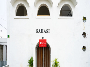 RedDoorz near Exit Toll Tanah Baru Bogor