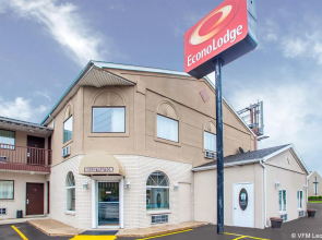 Economy Inn & Suites