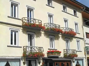 Hotel Joan Canejan