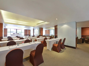 Отель BelAire Bangkok