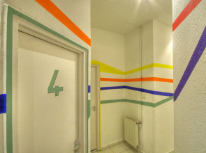 Opera Guesthouse & apartments