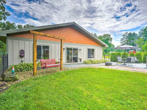 Pisgah Forest Farm Home: Outdoor Pool & Games