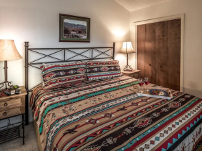 206 Coal Mountain - Three Bedroom Cabin