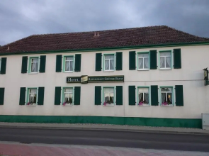 Grüner Baum
