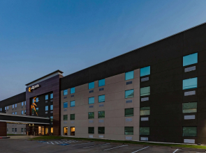 La Quinta Inn & Suites by Wyndham Houston Southwest