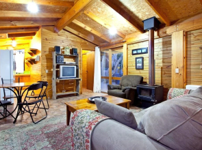 Bayplay Cottage And Portsea Apartments