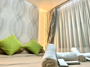 Spacious 1 BR Unit in AppleOne Ayala