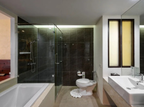 Отель Karon Phunaka Resort & Spa